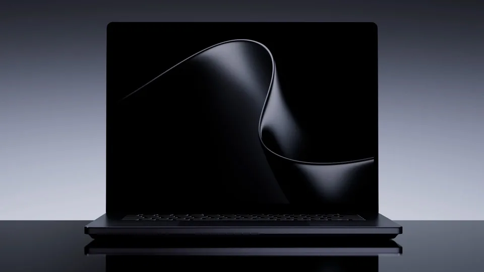 Microsoft Launches $2,599 Surface Laptop Ultra to Take on MacBook Pro